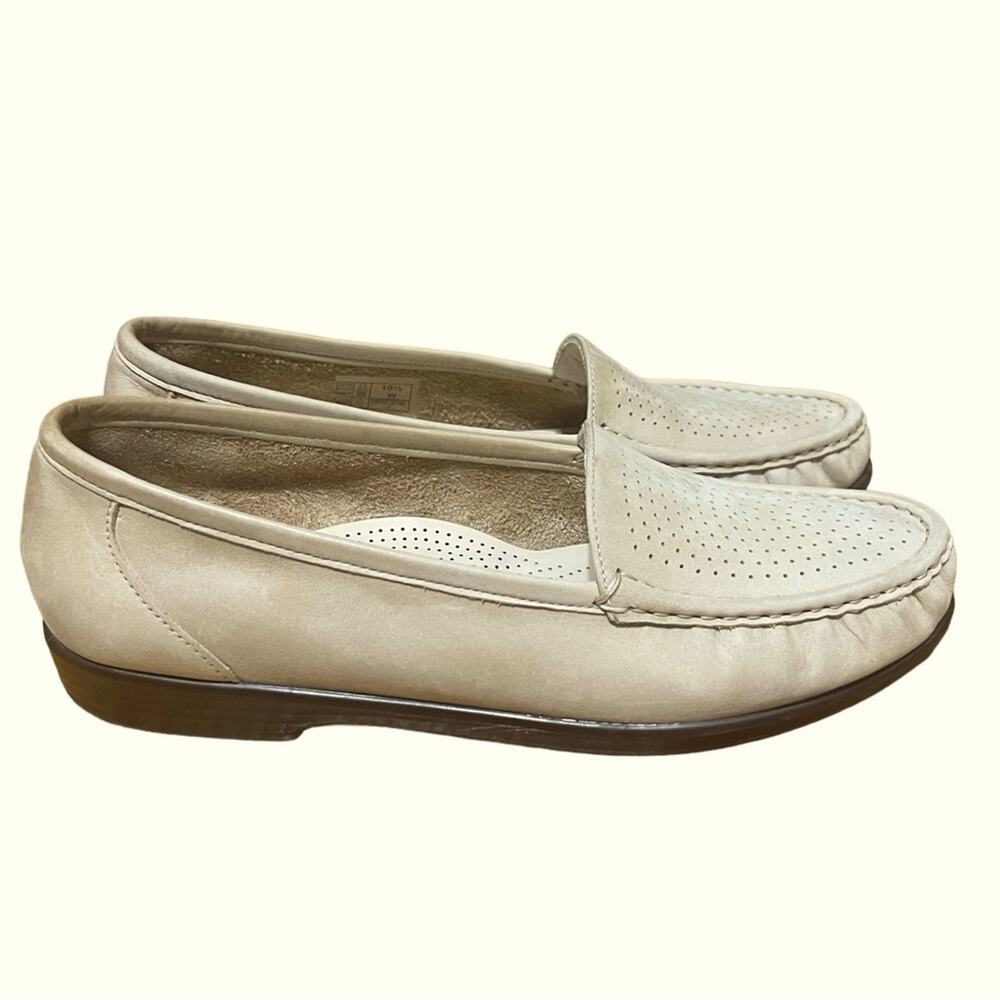 SAS size 10.5W Savvy Tripad Comfort Slip on Loafer in Linen